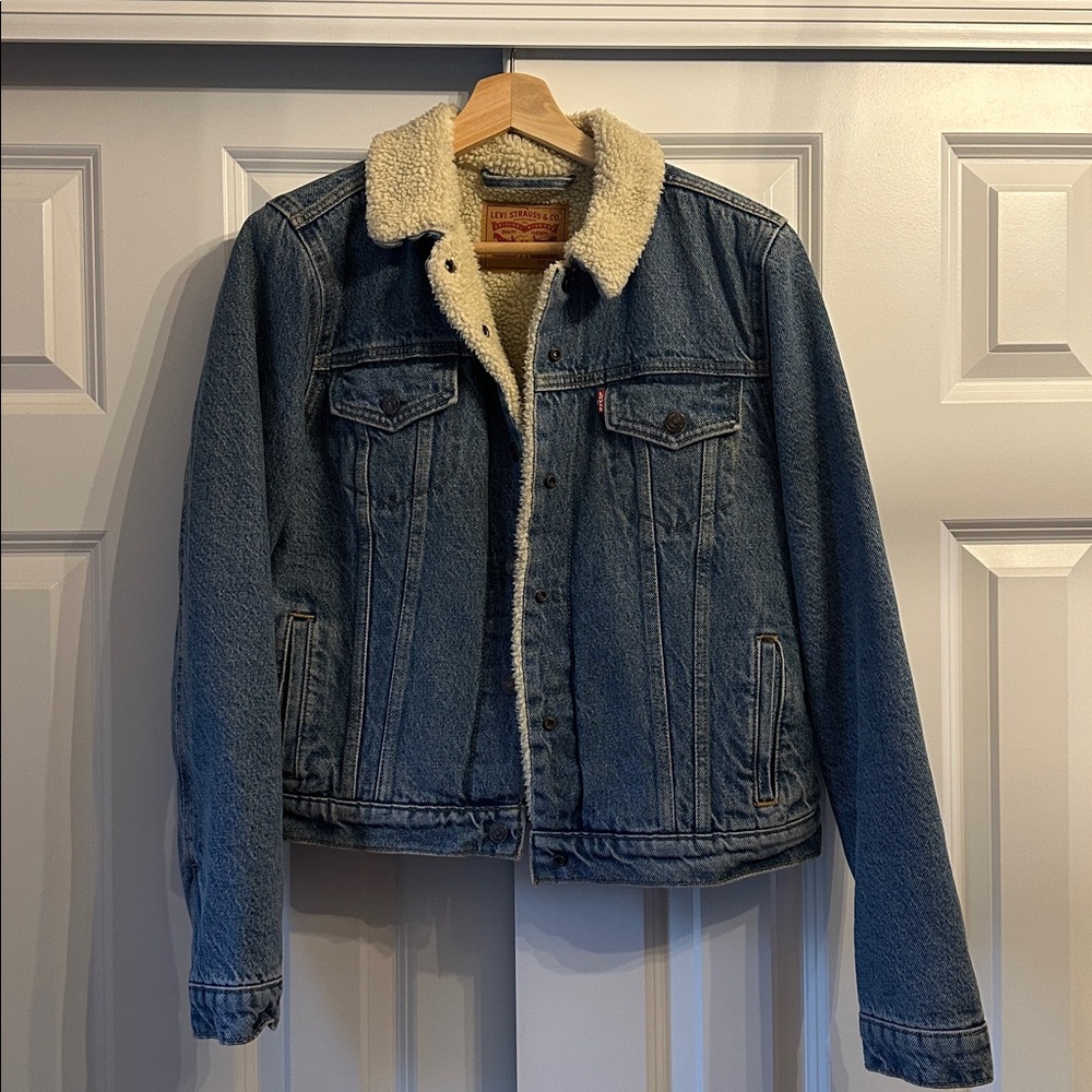 Levi's Sherpa Trucker Jacket
